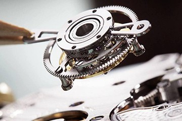 福州劳力士到晚上就不走了